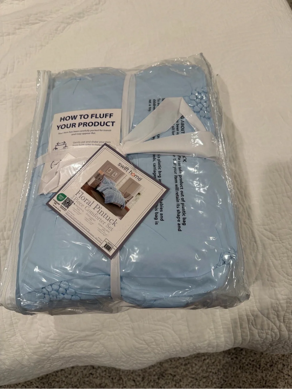 Light Blue Pintuck Comforter Set - Twin XL. Perfect for girls dorm.